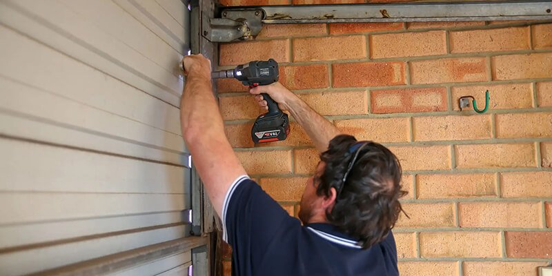 Garage Door Repairman - Garage Doors Repair Houston